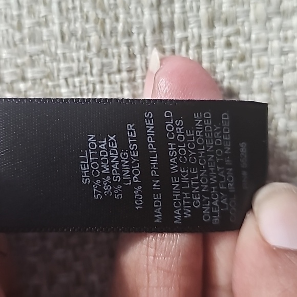 Express Black Blouse With Rushes & pleates xs - Picture 8 of 8